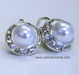 White Pearl Clip Earrings, 11mm in diameter